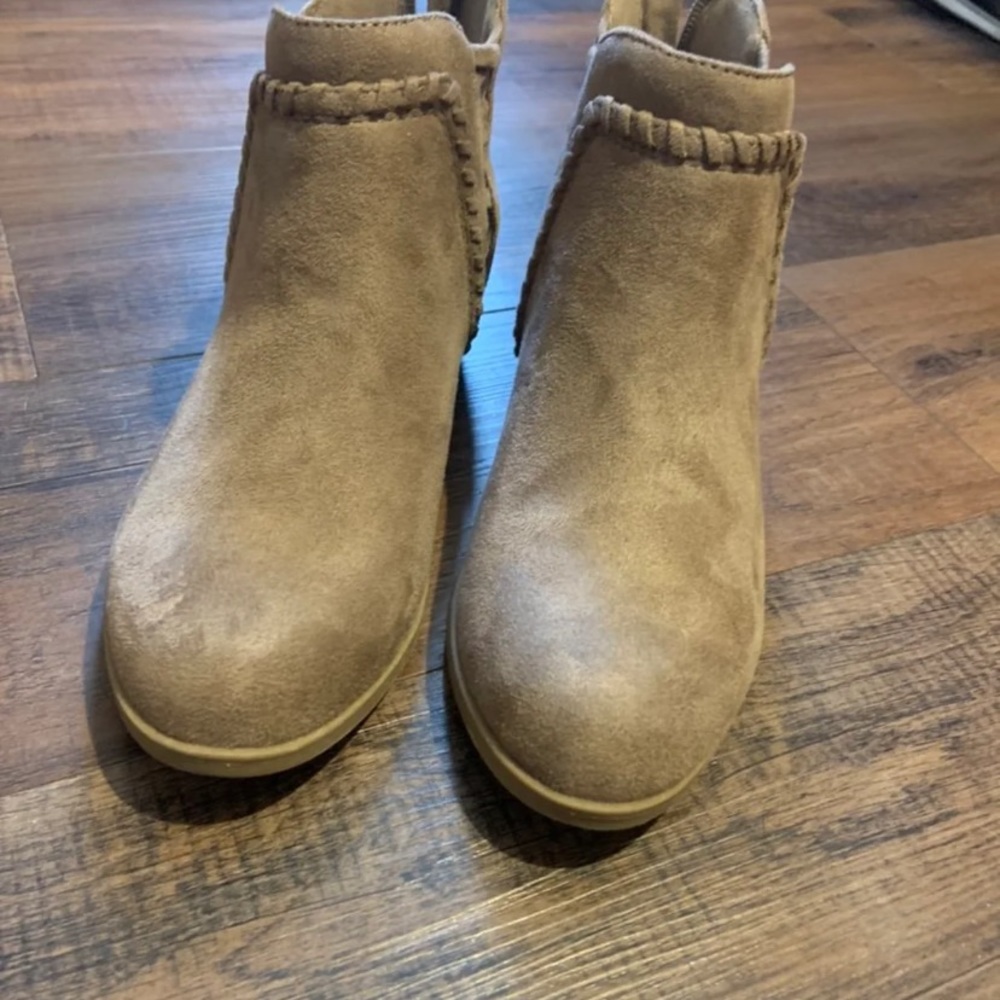 Booties - Picture 3 of 3